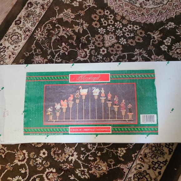 House of LLoyd Christmas Around The World 12 Days of Christmas Centerpiece Boxed - Picture 6 of 7